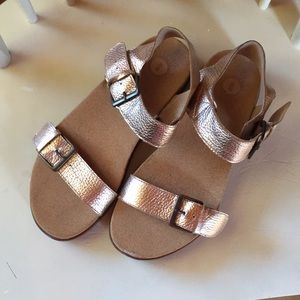 Revitalign rose gold sandals